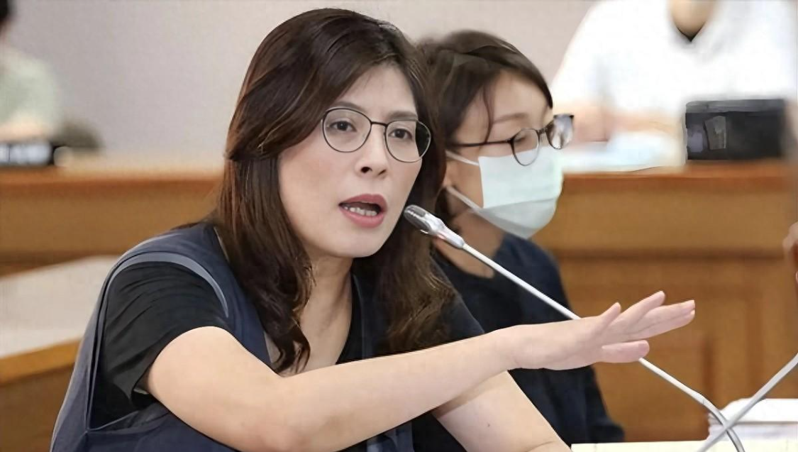 北京体育彩票官网-蓝营地震之际，洪秀柱发出青年号召，不到24小时，大陆邀请函到了